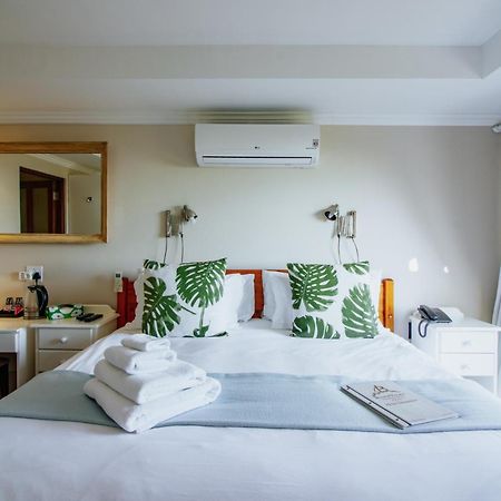 Blaauw Village Guest House Bloubergstrand Ngoại thất bức ảnh