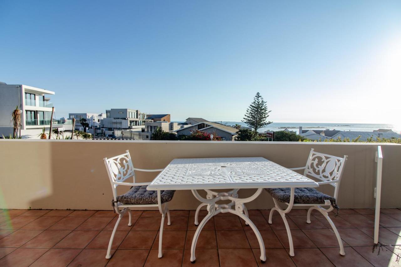 Blaauw Village Guest House Bloubergstrand Ngoại thất bức ảnh